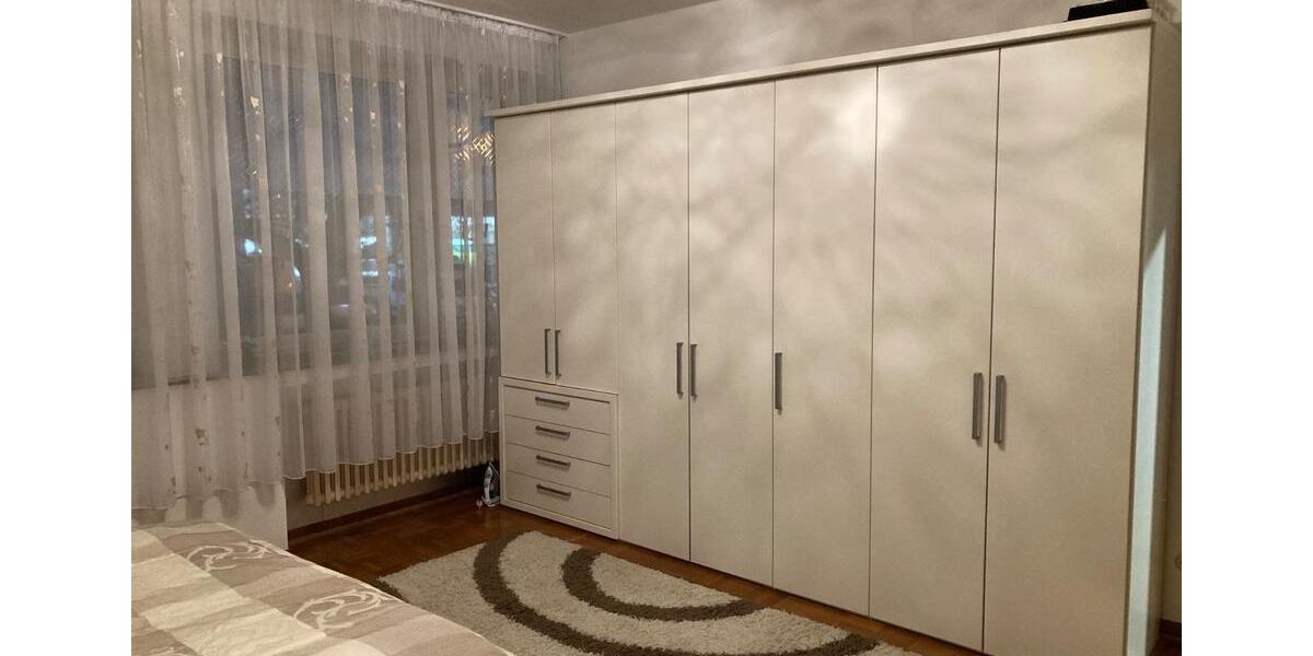 Etagenwohnung Krefeld Benrad - 2 Zimmer, 68 m&sup2;, 490&euro; | Angebot:24951920