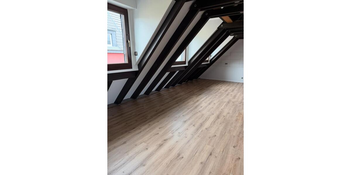 Maisonettenwohnung Krefeld Bockum - 2 Zimmer, 70 m&sup2;, 950&euro; | Angebot:25343091