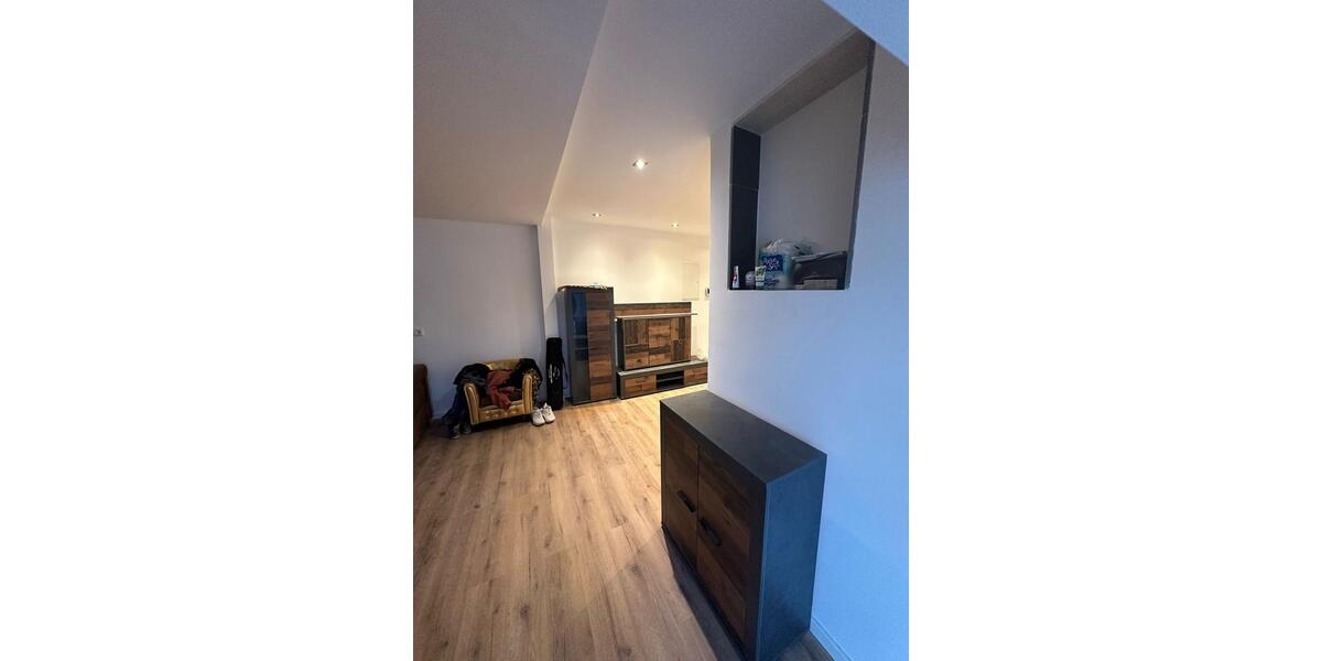 Maisonettenwohnung Meerbusch - 4 Zimmer, 120 m&sup2;, 2.200&euro; | Angebot:24805880