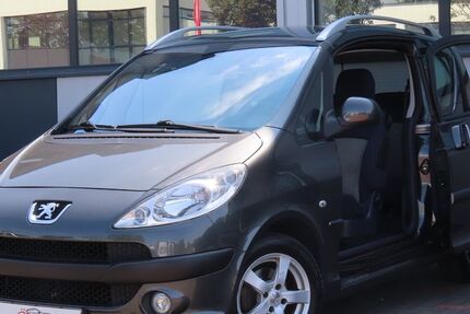 Peugeot 1007 58.891 km 4.900 &euro; Neuss 41469