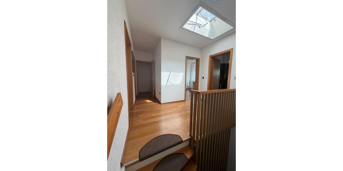 Doppelhaushälfte Remscheid - 5 Zimmer, 130 m&sup2;, 360.000&euro; | Angebot:26429381