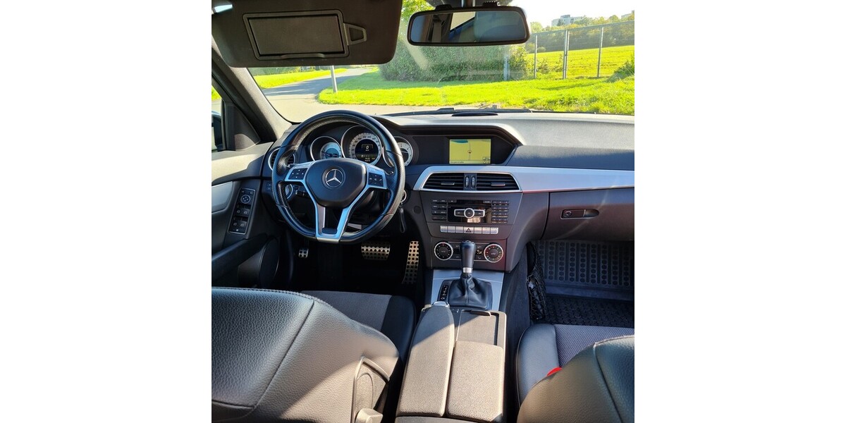 Mercedes-Benz C 200 232.000 km 13.500 &euro; Krefeld 47798