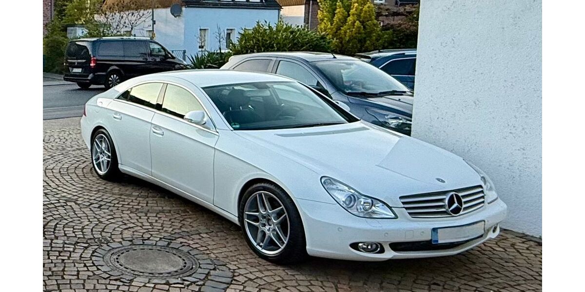 Mercedes-Benz CLS 350 43.789 km 16.000 &euro; Willich 47877