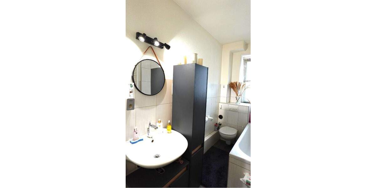 Etagenwohnung Remscheid Innen - 3 Zimmer, 65 m&sup2;, 149.000&euro; | Angebot:25679991