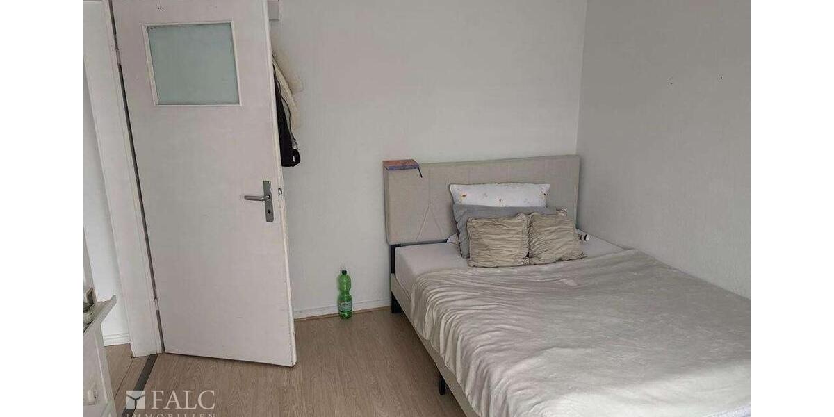 Dachgeschoßwohnung Essen Frillendorf - 2 Zimmer, 53 m&sup2;, 350&euro; | Angebot:25354456
