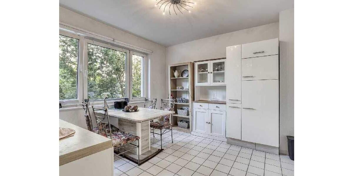 Etagenwohnung Ratingen Zentrum - 3 Zimmer, 77 m&sup2;, 258.700&euro; | Angebot:25727911