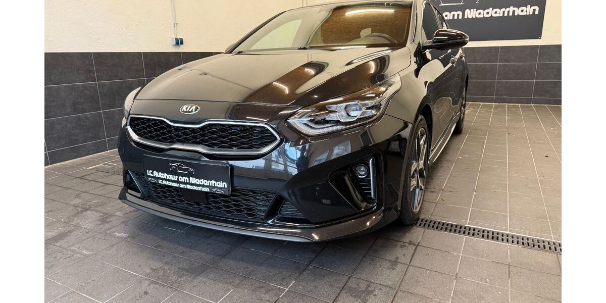 Kia ceed / Ceed 73.472 km 15.490 &euro; Moers 47441