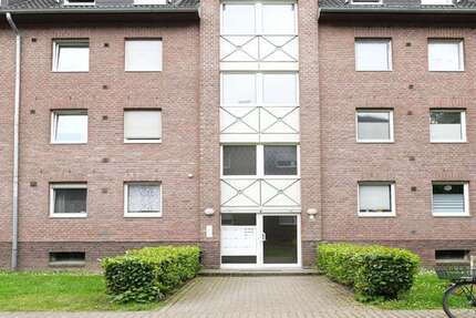 Wohnung Krefeld / Kempener Feld/Baackeshof Baackeshof - 4 Zimmer, 87 m&sup2;, 820&euro; | Angebot:26608939
