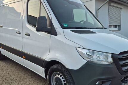 Mercedes-Benz Sprinter 197.000 km 20.999 &euro; Düsseldorf 40591