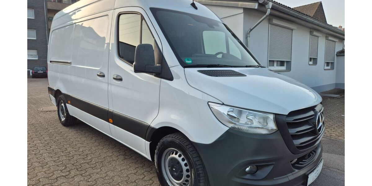 Mercedes-Benz Sprinter 197.000 km 20.999 &euro; Düsseldorf 40591