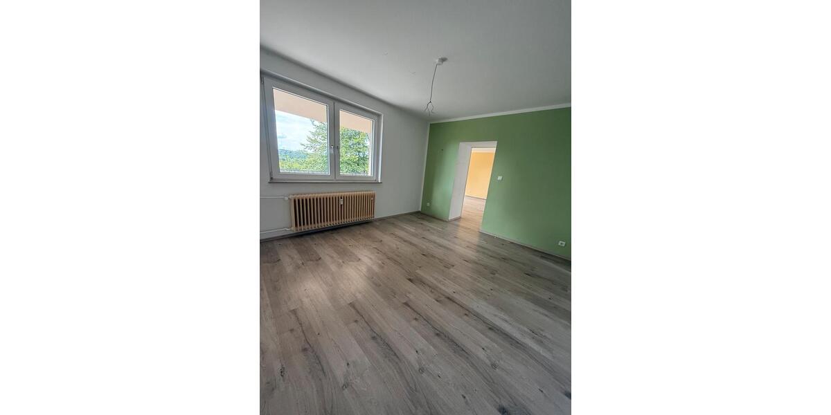 Etagenwohnung Remscheid Reinshagen - 4 Zimmer, 100 m&sup2;, 850&euro; | Angebot:26364782