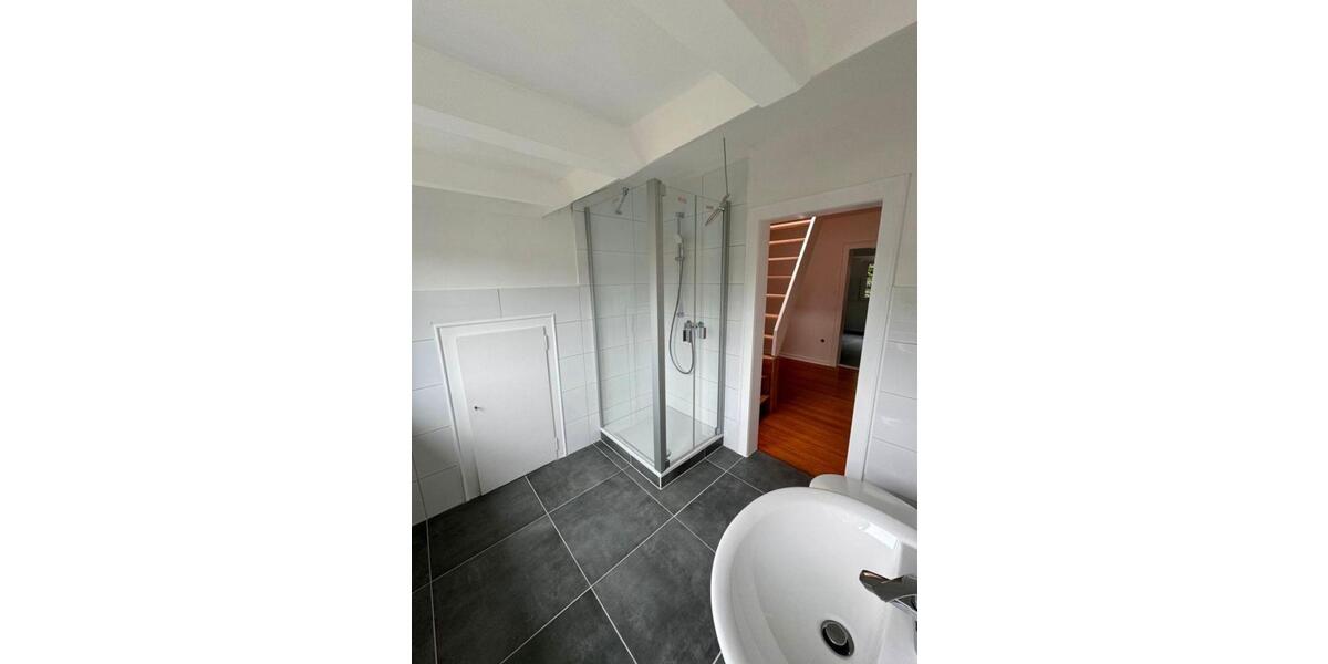 Maisonettenwohnung Duisburg Duisburg-Mitte - 3 Zimmer, 120 m&sup2;, 950&euro; | Angebot:24979745