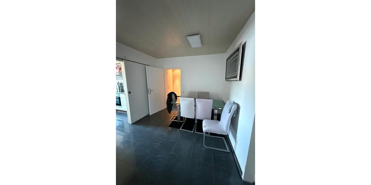 Dachgeschoßwohnung Remscheid Lüttringhausen - 3.5 Zimmer, 82 m&sup2;, 149.500&euro; | Angebot:27096081