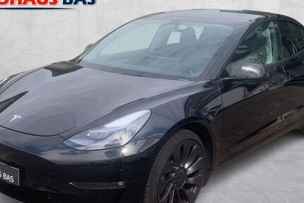 Tesla Model 3 127.799 km 26.950 &euro; Kaarst 41564
