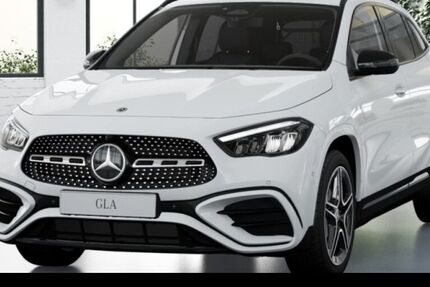 Mercedes-Benz GLA 200 9.900 km 41.990 &euro; Duisburg 47138