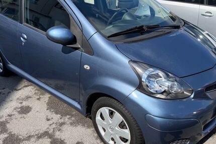 Toyota Aygo (X) 39.165 km 3.799 &euro; Düsseldorf 40231