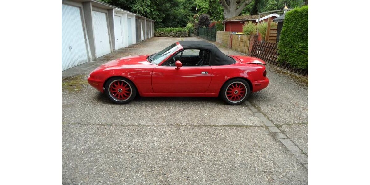 Mazda MX-5 200.000 km 10.990 &euro; Krefeld 47802