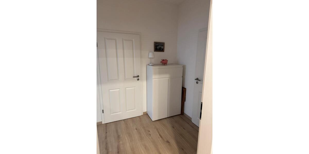 Erdgeschoßwohnung Solingen Burg - 2 Zimmer, 80 m&sup2;, 1.000&euro; | Angebot:24623842