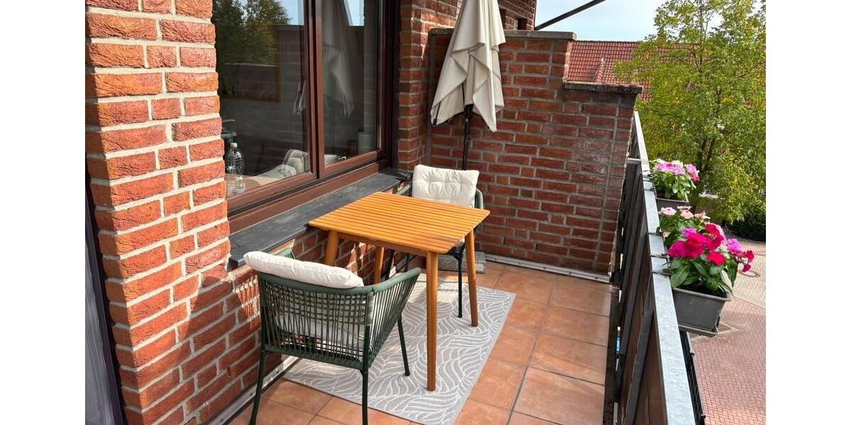 Dachgeschoßwohnung Moers Rheinkamp - 2 Zimmer, 65 m&sup2;, 195.000&euro; | Angebot:27213825