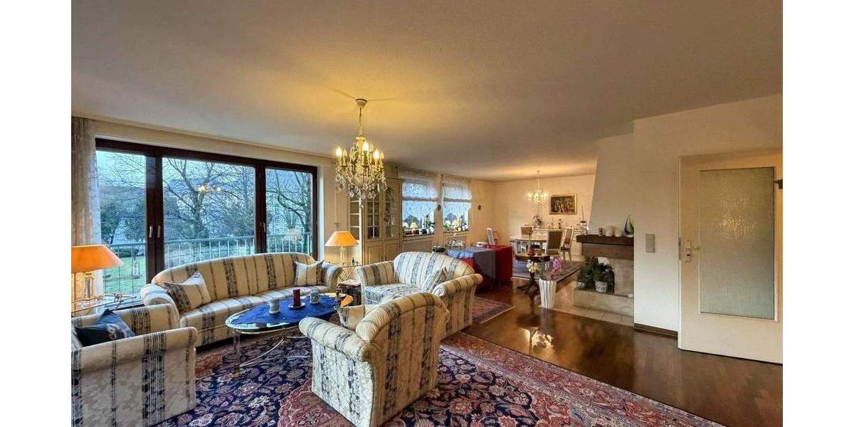 Etagenwohnung Essen Rüttenscheid - 3 Zimmer, 125 m&sup2;, 359.000&euro; | Angebot:25687023