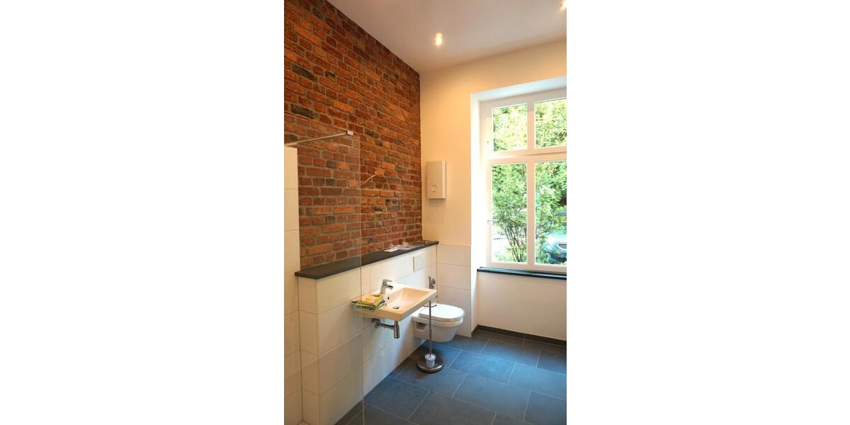 Etagenwohnung Wuppertal Unterbarmen - 4 Zimmer, 111 m&sup2;, 1.333&euro; | Angebot:25991577