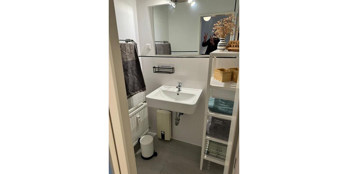 Etagenwohnung Düsseldorf Stadtmitte - 1 Zimmer, 37 m&sup2;, 1.100&euro; | Angebot:25439068