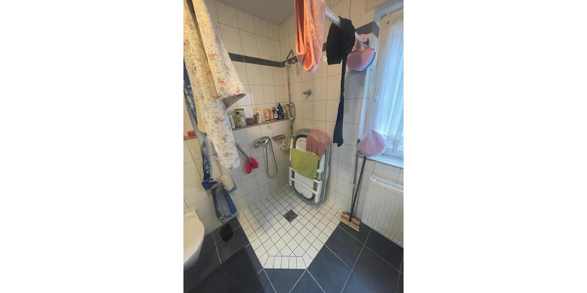 Erdgeschoßwohnung Duisburg Hamborn - 4.5 Zimmer, 97 m&sup2;, 715&euro; | Angebot:27565011
