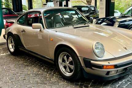 Porsche 911 221.181 km 72.800 &euro; Düsseldorf 40595
