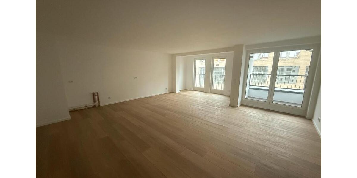 Etagenwohnung Düsseldorf Stadtmitte - 4 Zimmer, 106 m&sup2;, 1.800&euro; | Angebot:25929420