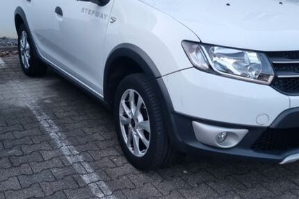 Dacia Sandero 153.000 km 4.490 &euro; Essen 45326