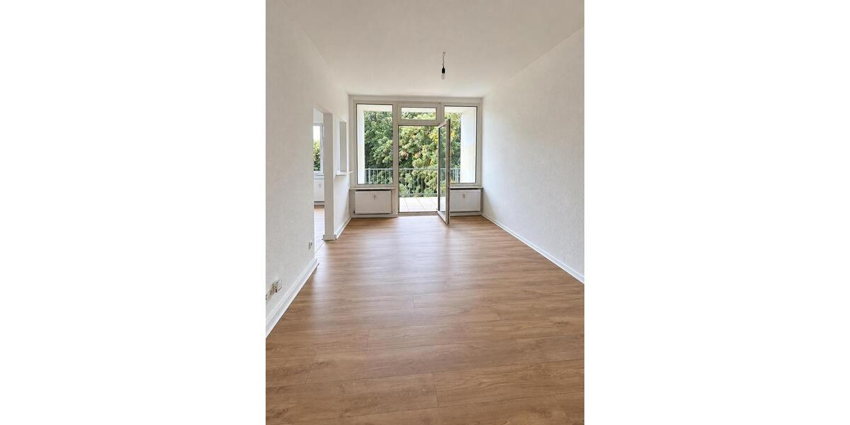 Dachgeschoßwohnung Duisburg Mittelmeiderich - 2 Zimmer, 55 m&sup2;, 460&euro; | Angebot:27567594