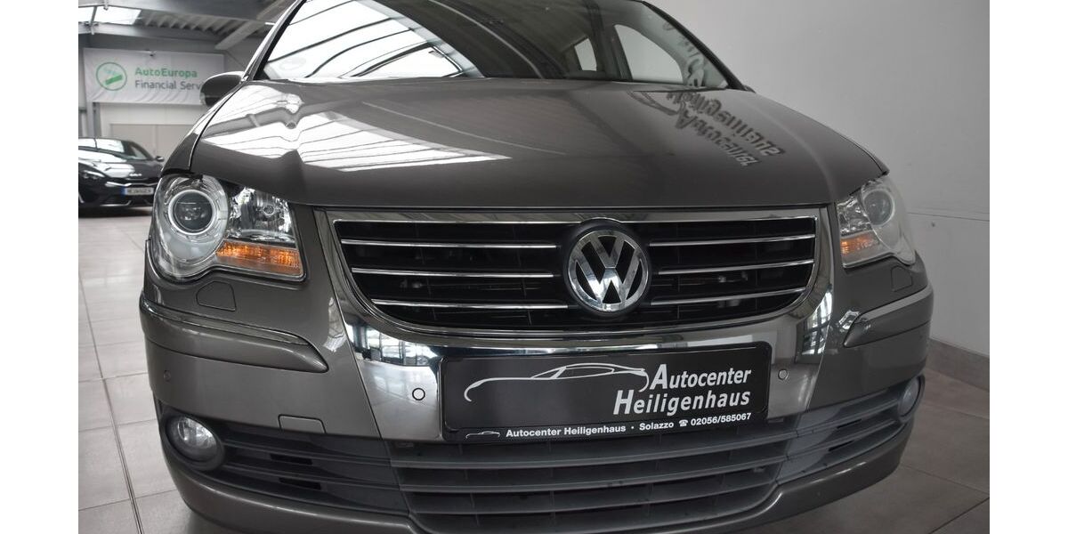 VW Touran 158.405 km 5.480 &euro; Heiligenhaus 42579