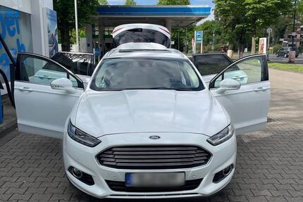 Ford Mondeo 222.000 km 9.149 &euro; Düsseldorf 40595