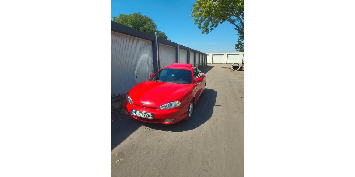 Hyundai Coupe 148.000 km 3.900 &euro; Gelsenkirchen 45889
