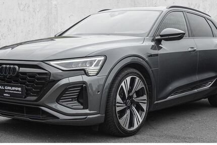 Audi Q8 e-tron 63.437 km 59.950 &euro; Düsseldorf 40474