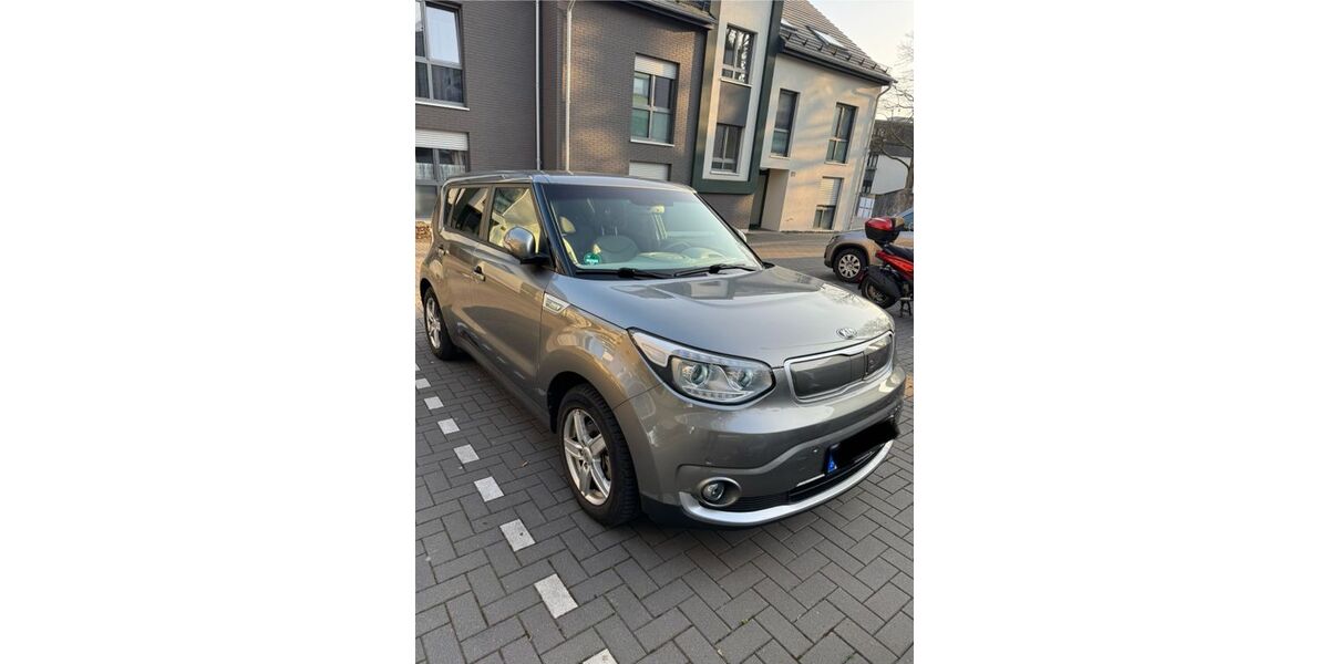 Kia Soul 29.500 km 11.800 &euro; Solingen 42697