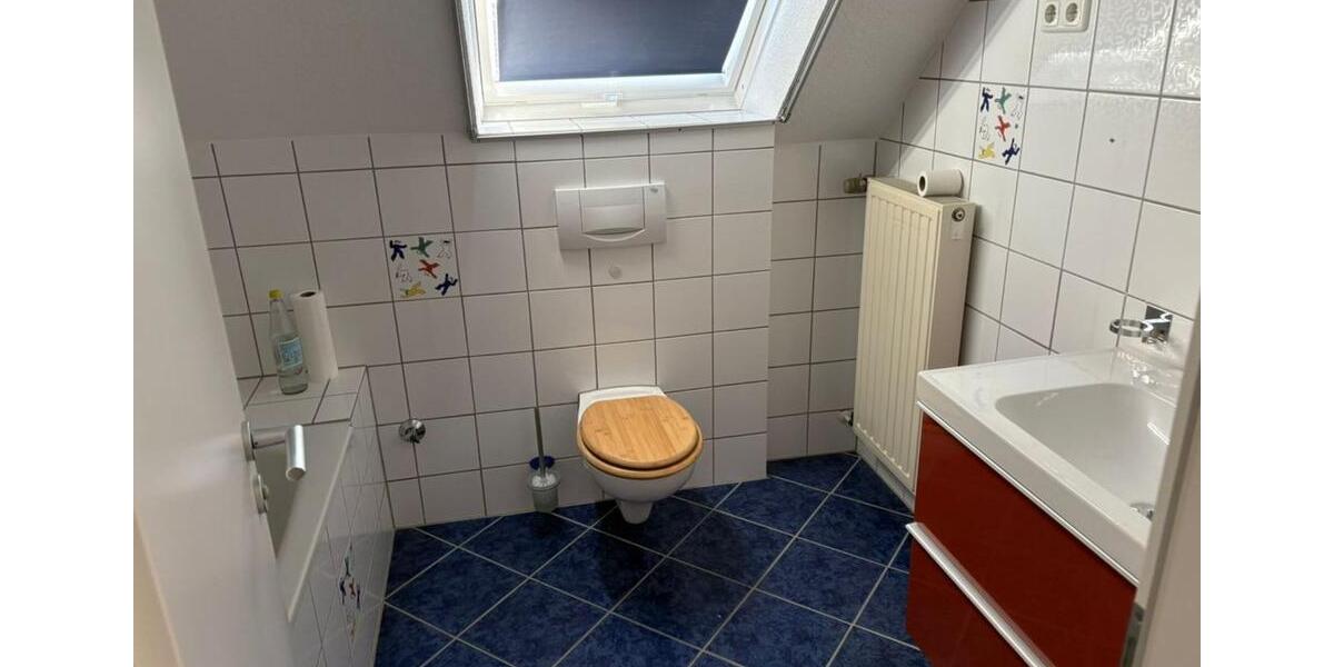 Etagenwohnung Duisburg Walsum - 5 Zimmer, 125 m&sup2;, 1.430&euro; | Angebot:25891647