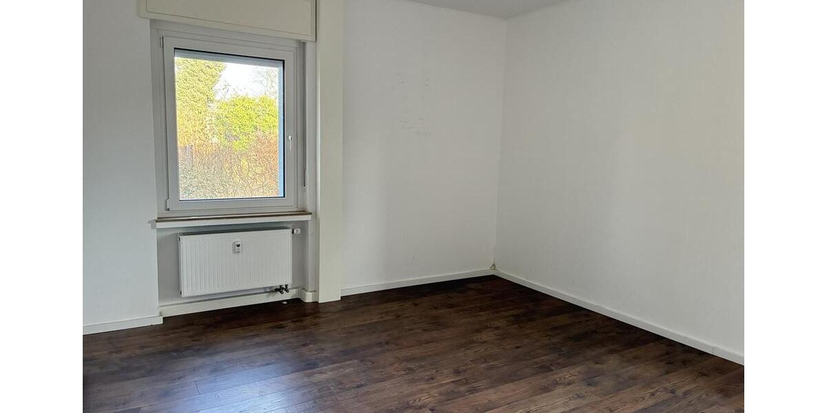 Erdgeschoßwohnung Dormagen - 6 Zimmer, 127 m&sup2;, 1.422&euro; | Angebot:25956754