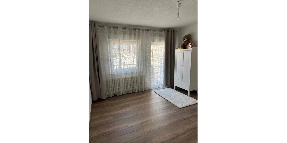 Etagenwohnung Duisburg Rheinhausen - 1 Zimmer, 40 m&sup2;, 480&euro; | Angebot:27544547