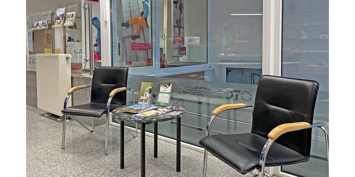 Gewerbeobjekt Grevenbroich Stadtmitte - 5 Zimmer, 1.700&euro; | Angebot:25695099