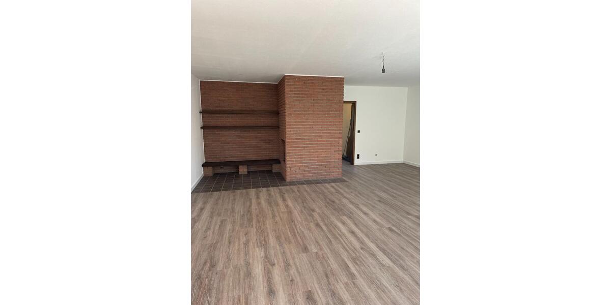 Etagenwohnung Krefeld Gellep-Stratum - 2 Zimmer, 73 m&sup2;, 805&euro; | Angebot:25942475