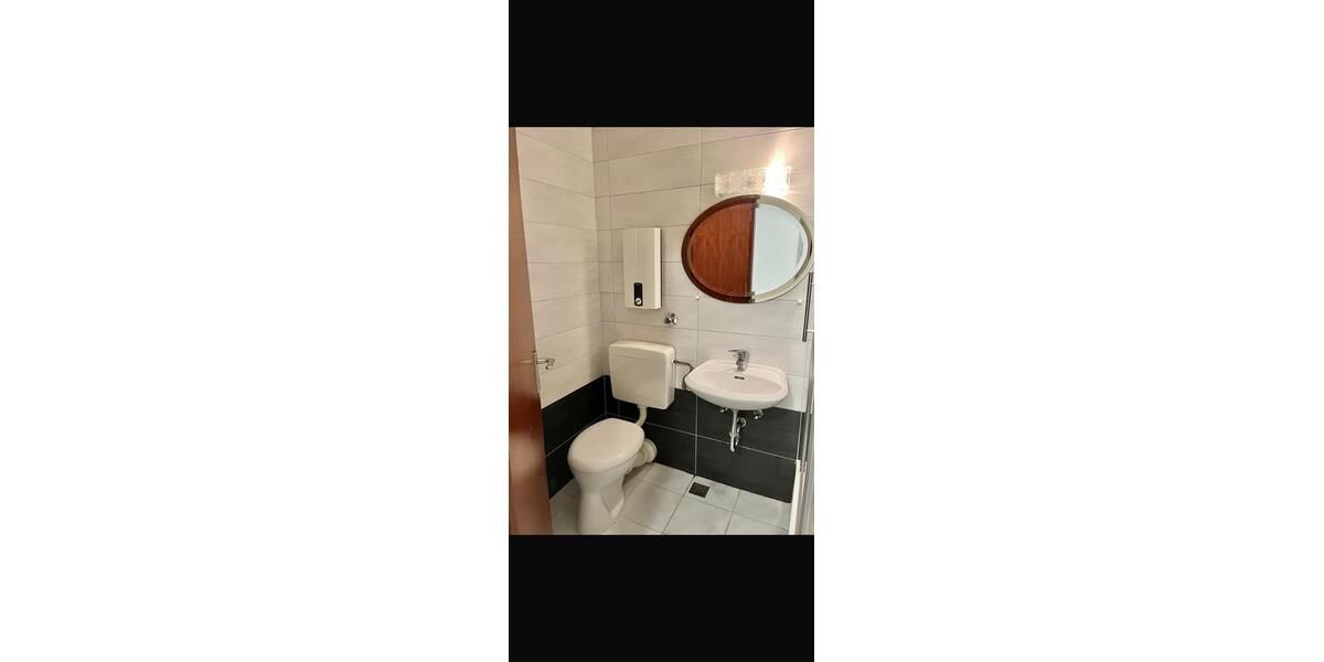 Etagenwohnung Essen Stadtbezirk VII - 4 Zimmer, 100 m&sup2;, 1.300&euro; | Angebot:27557495