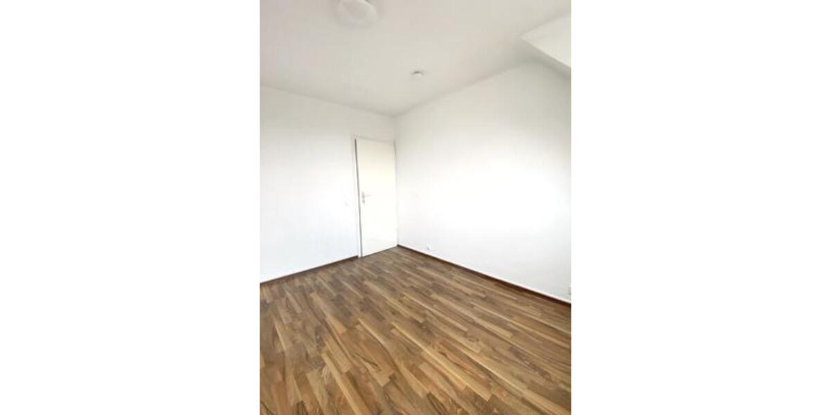 Etagenwohnung Oberhausen - 3.5 Zimmer, 85 m&sup2;, 935&euro; | Angebot:25930806