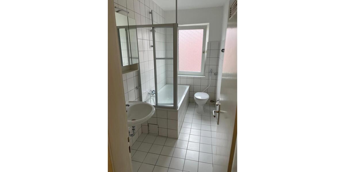 Etagenwohnung Essen Stadtbezirk III - 2 Zimmer, 58 m&sup2;, 580&euro; | Angebot:25884373