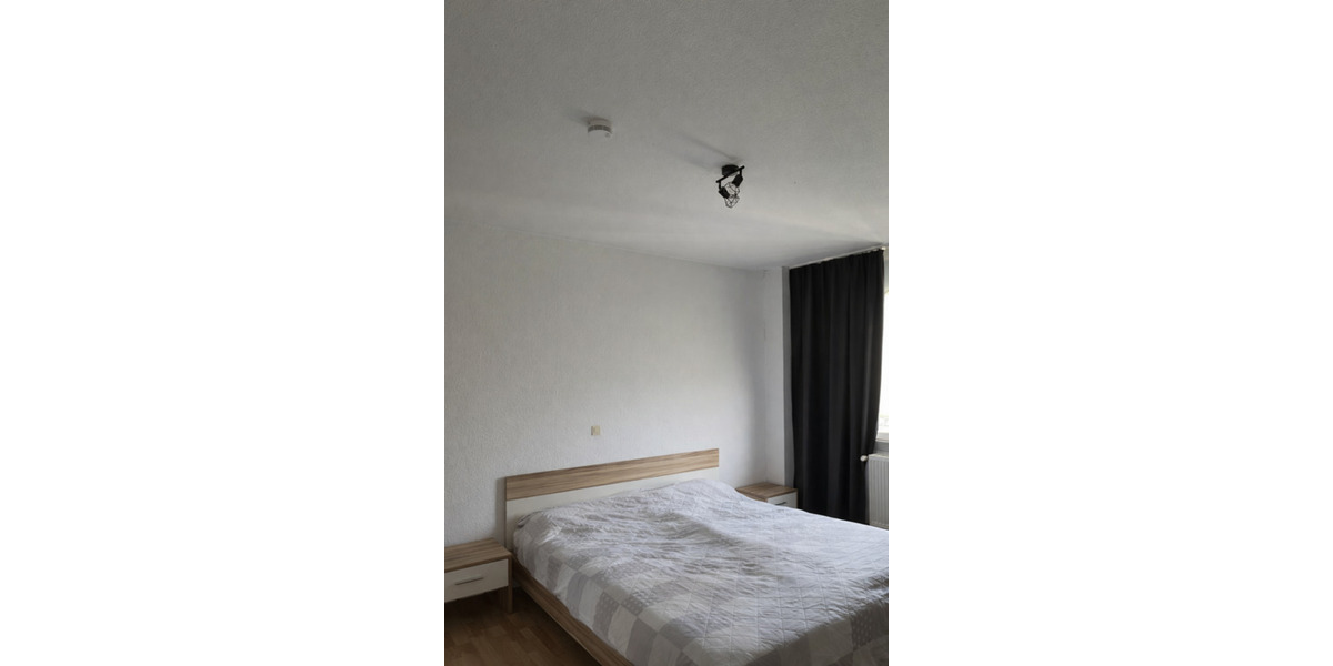 Etagenwohnung Neuss - 3 Zimmer, 85 m&sup2;, 1.100&euro; | Angebot:25961197