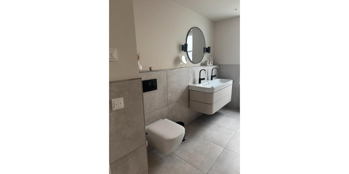 Erdgeschoßwohnung Düsseldorf Stadtbezirk 3 - 3 Zimmer, 91 m&sup2;, 2.450&euro; | Angebot:27539140