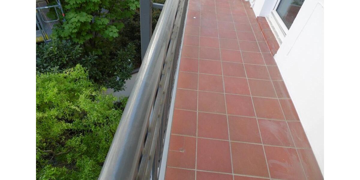 Etagenwohnung Düsseldorf Niederkassel - 3 Zimmer, 97 m&sup2;, 1.750&euro; | Angebot:26431147