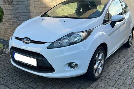 Ford Fiesta 112.000 km 5.500 &euro; Krefeld 47804