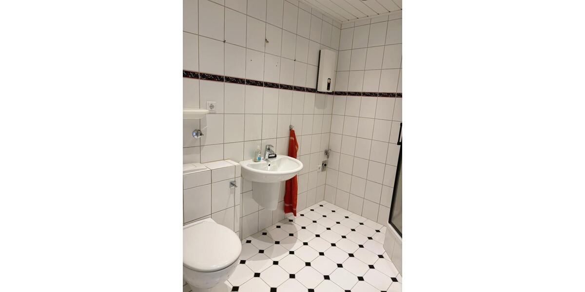 Etagenwohnung Wuppertal Gemarkung Elberfeld - 2 Zimmer, 67 m&sup2;, 150.000&euro; | Angebot:27189732
