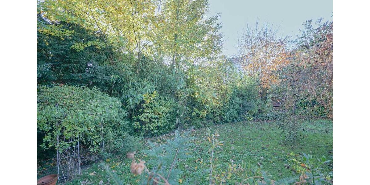 Einfamilienhaus Ratingen Tiefenbroich - 5 Zimmer, 220 m&sup2;, 2.500&euro; | Angebot:24815445